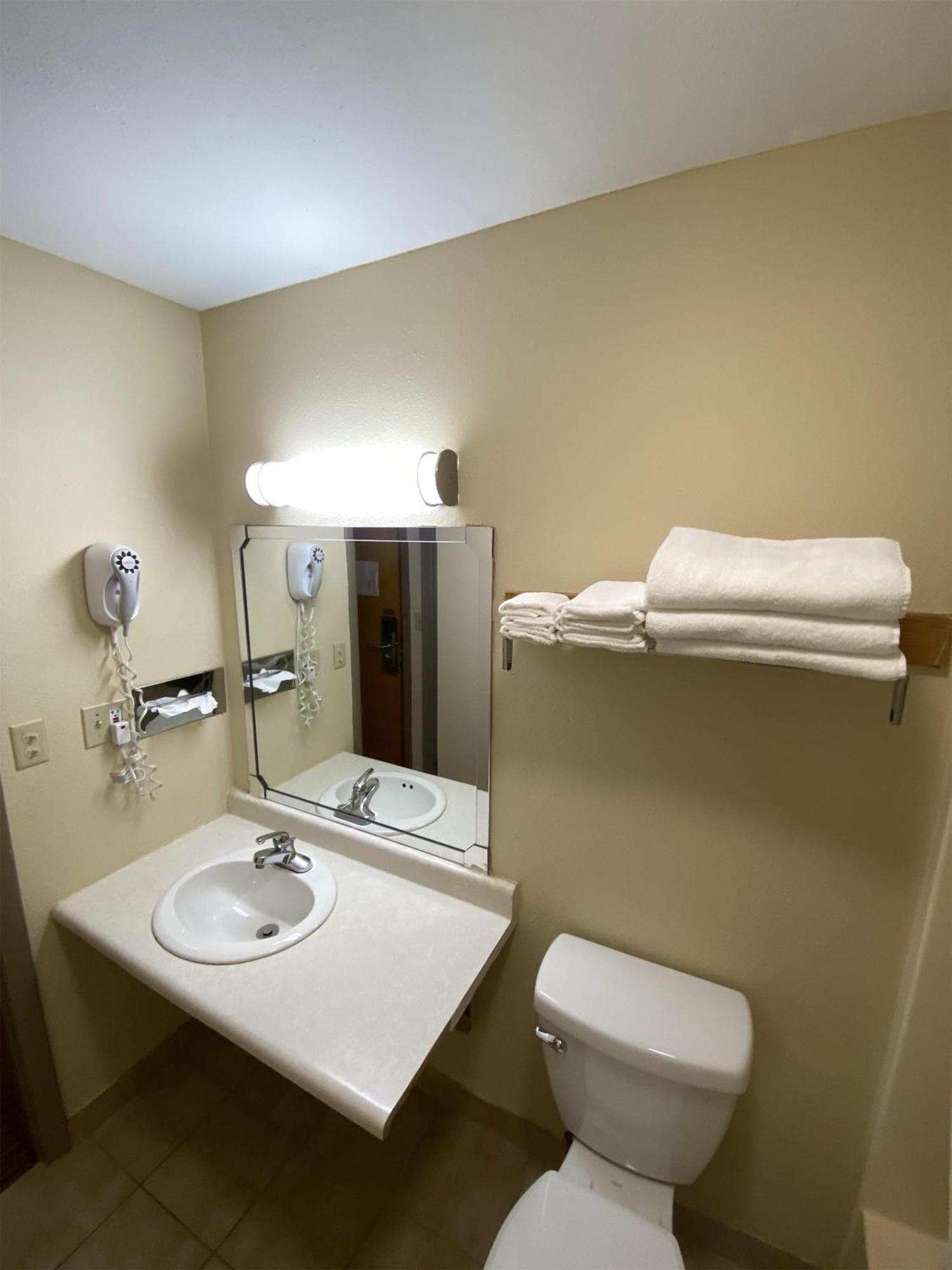 Surestay By Best Western Massena Εξωτερικό φωτογραφία